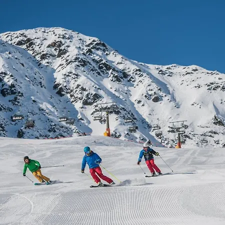 Schwarzbachhof 3* Lutago